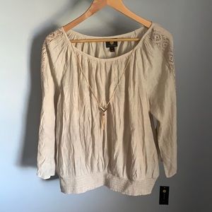NWT JM Collection Necklace Blouse